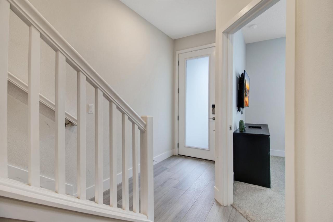 Modern Townhouse Near Disney With Heated Pool Orlando Exterior photo