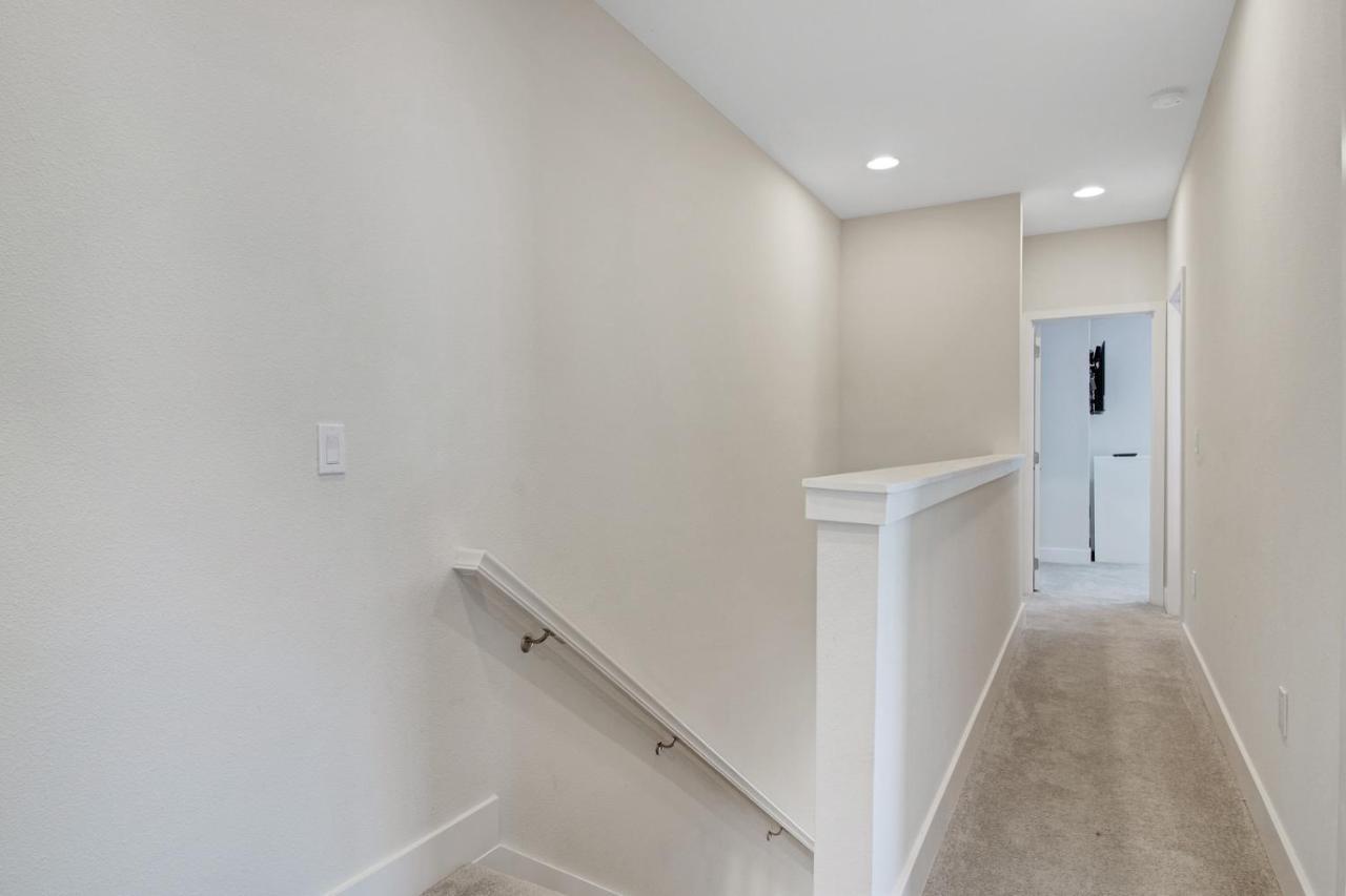 Modern Townhouse Near Disney With Heated Pool Orlando Exterior photo