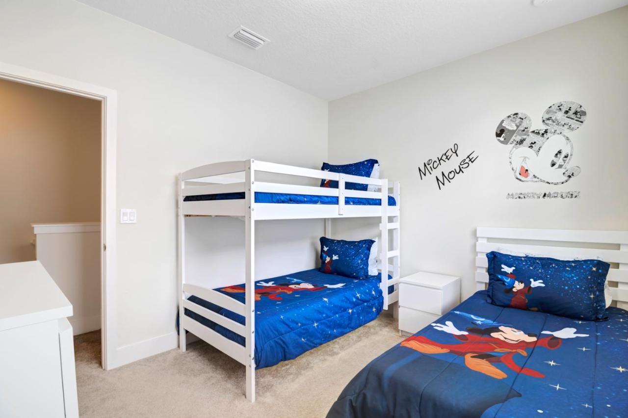 Modern Townhouse Near Disney With Heated Pool Orlando Exterior photo