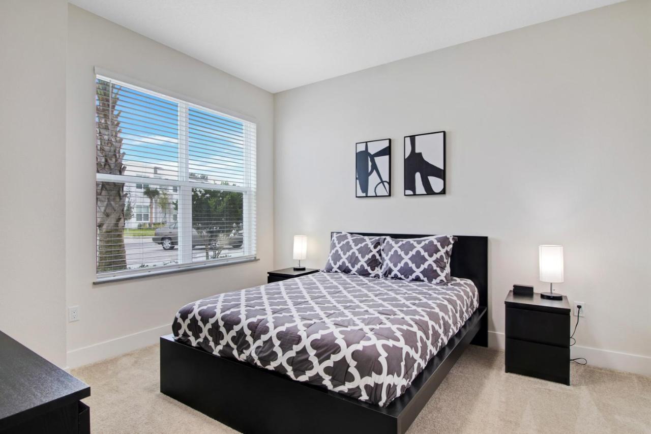 Modern Townhouse Near Disney With Heated Pool Orlando Exterior photo
