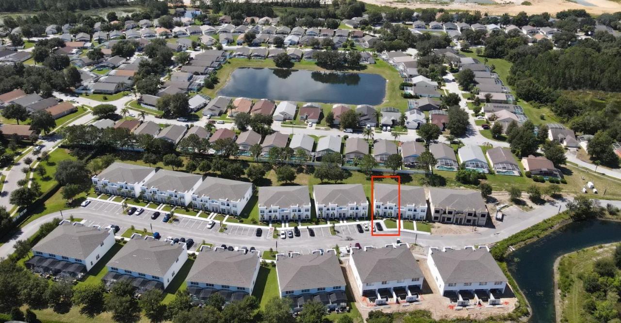 Modern Townhouse Near Disney With Heated Pool Orlando Exterior photo