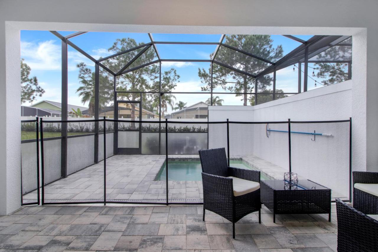 Modern Townhouse Near Disney With Heated Pool Orlando Exterior photo